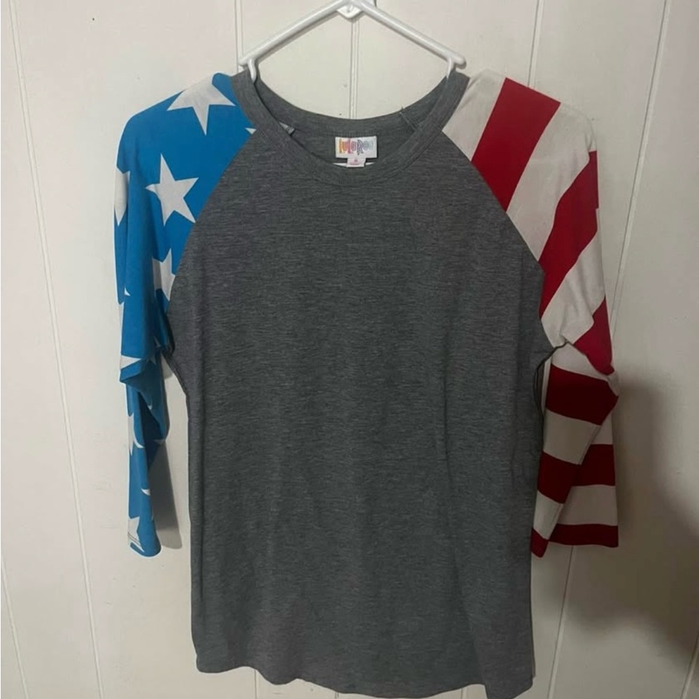 LuLaRoe Gray Raglan Tee with Red and Blue Sleeves